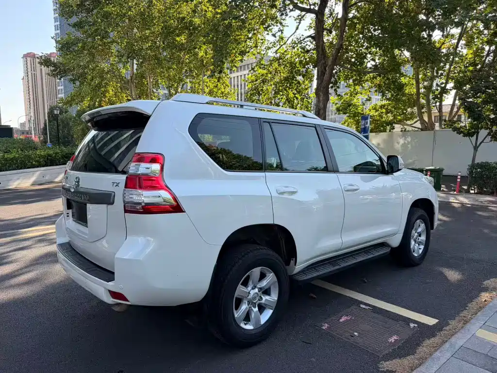 Toyota Prado — миниатюра 5
