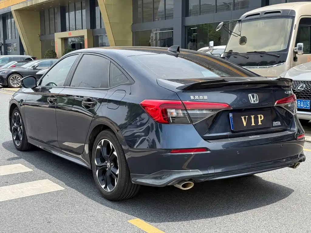 Honda Civic — миниатюра 7