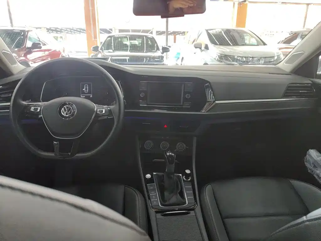 Volkswagen Sagitar — миниатюра 12