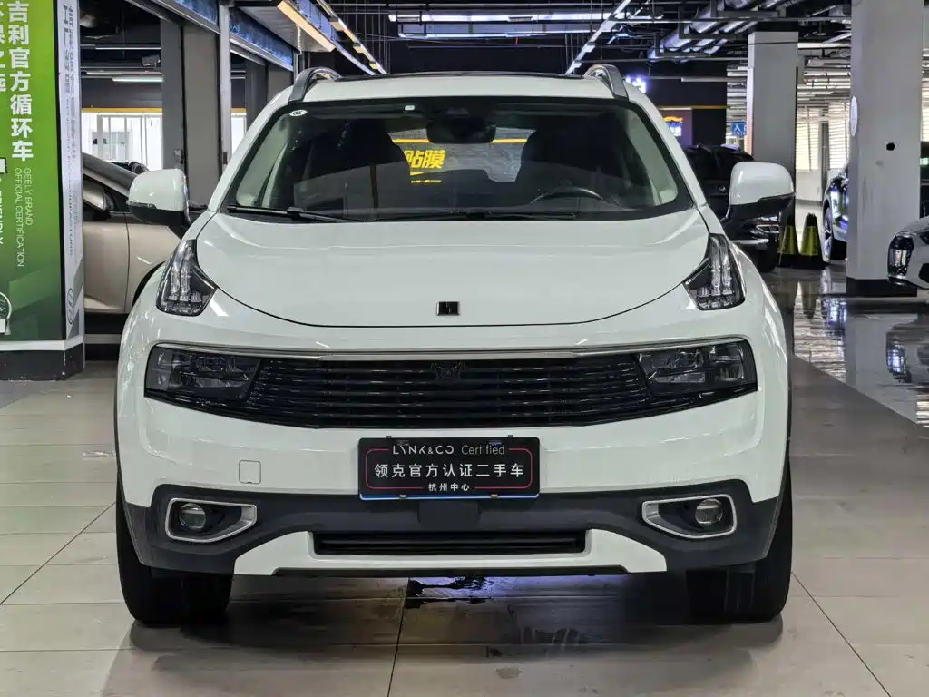 Lynk & Co 01 — миниатюра 2