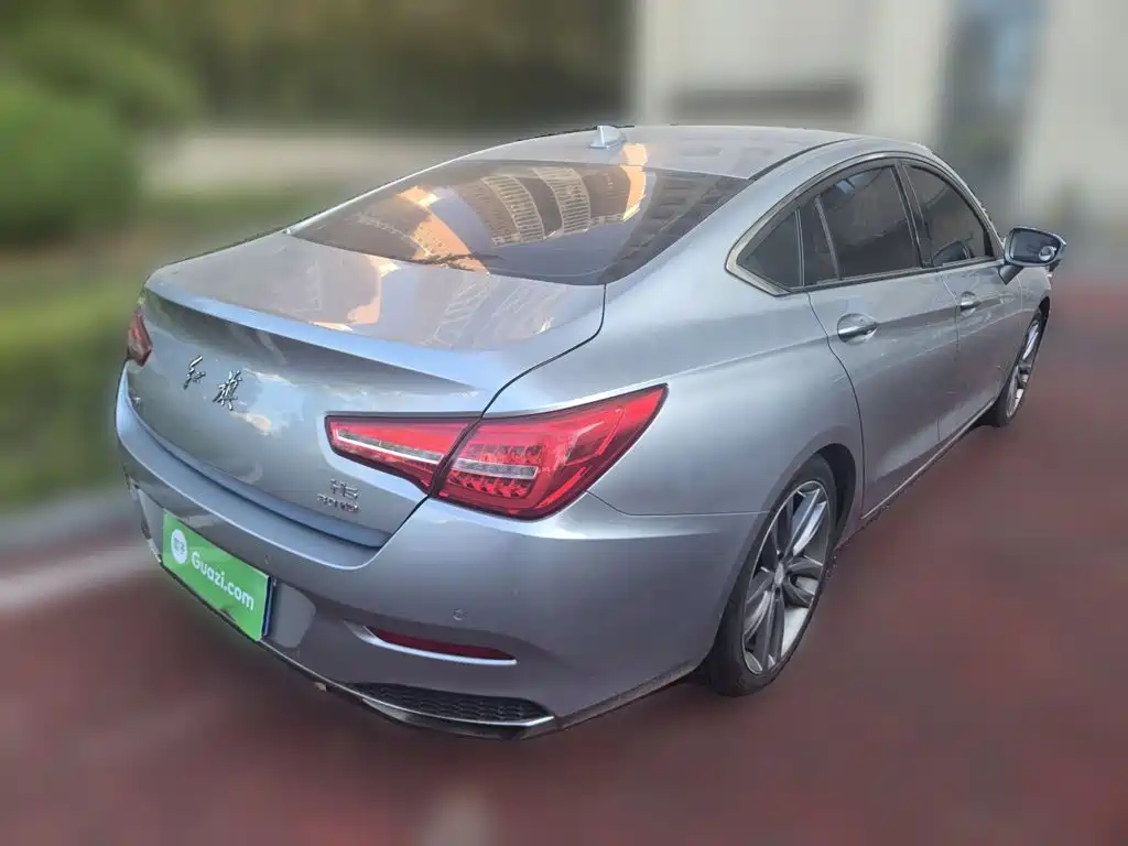 Hongqi Hongqi H5 — миниатюра 4