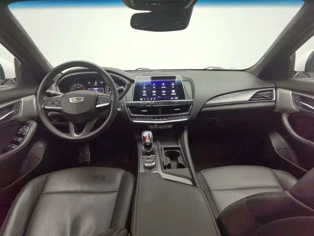 Cadillac CT5 — миниатюра 5