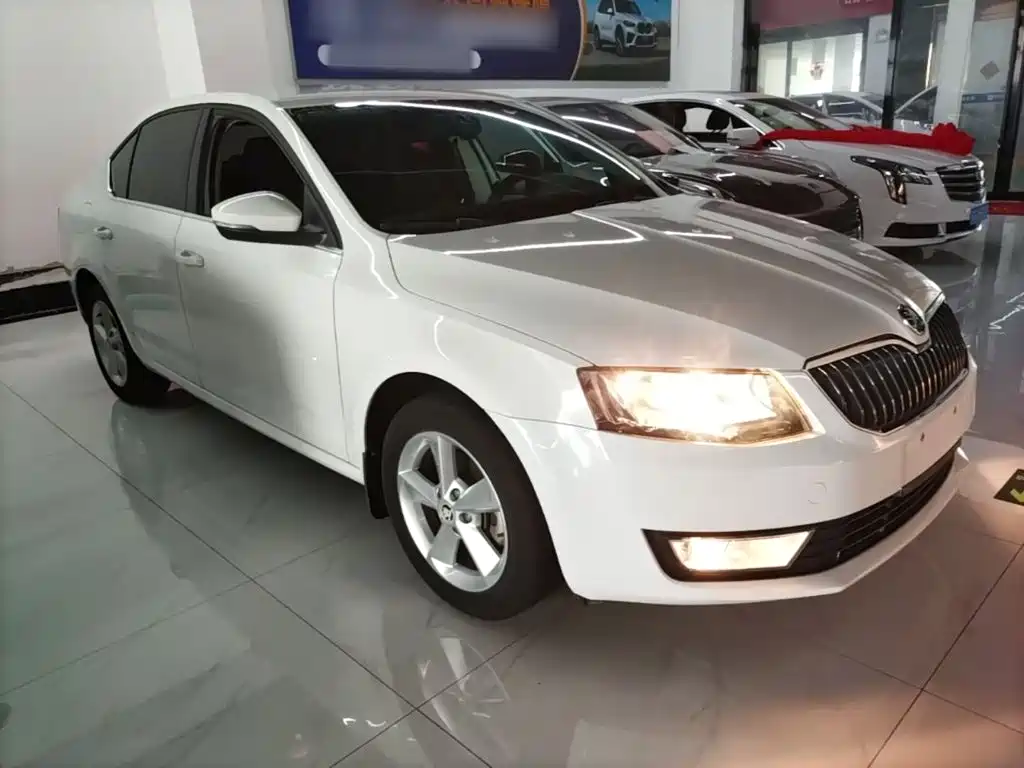 Skoda Octavia — миниатюра 4