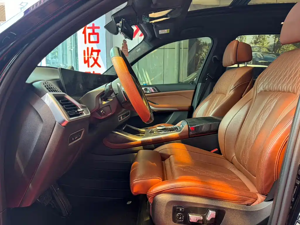 BMW X7 — миниатюра 8