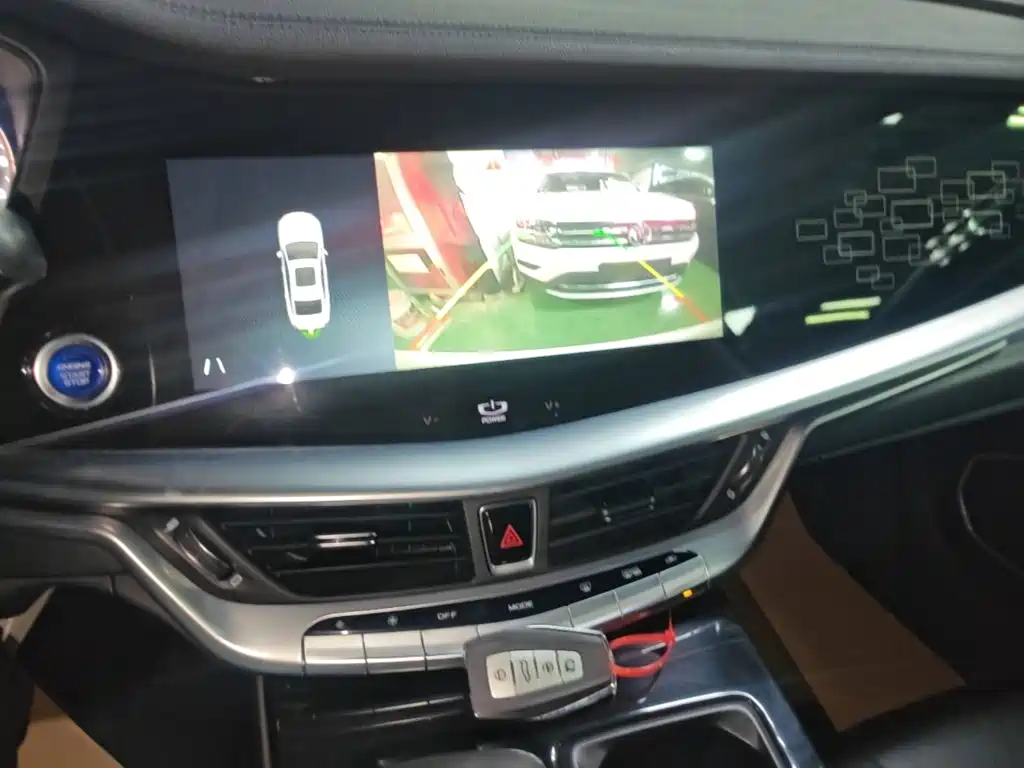 Geely Borui Hybrid — миниатюра 13