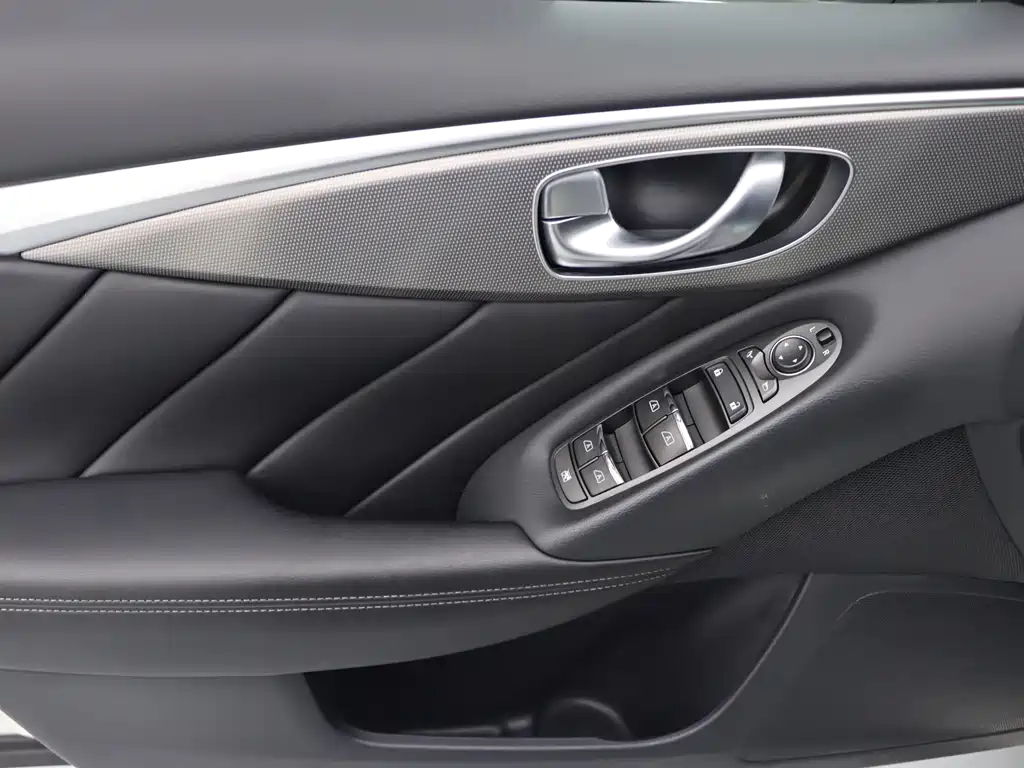 Infiniti Q50L — миниатюра 11
