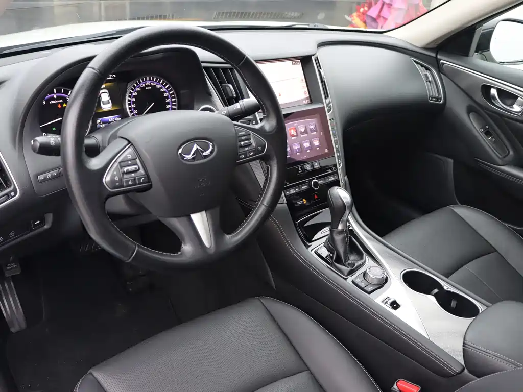 Infiniti Q50L — миниатюра 6