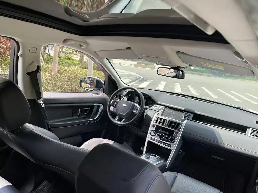 Land Rover Discovery Sport — миниатюра 8