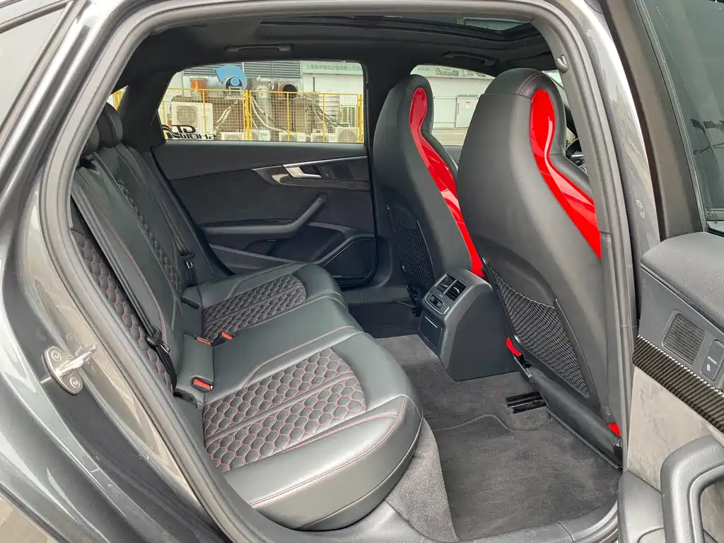 Audi A4L — миниатюра 14
