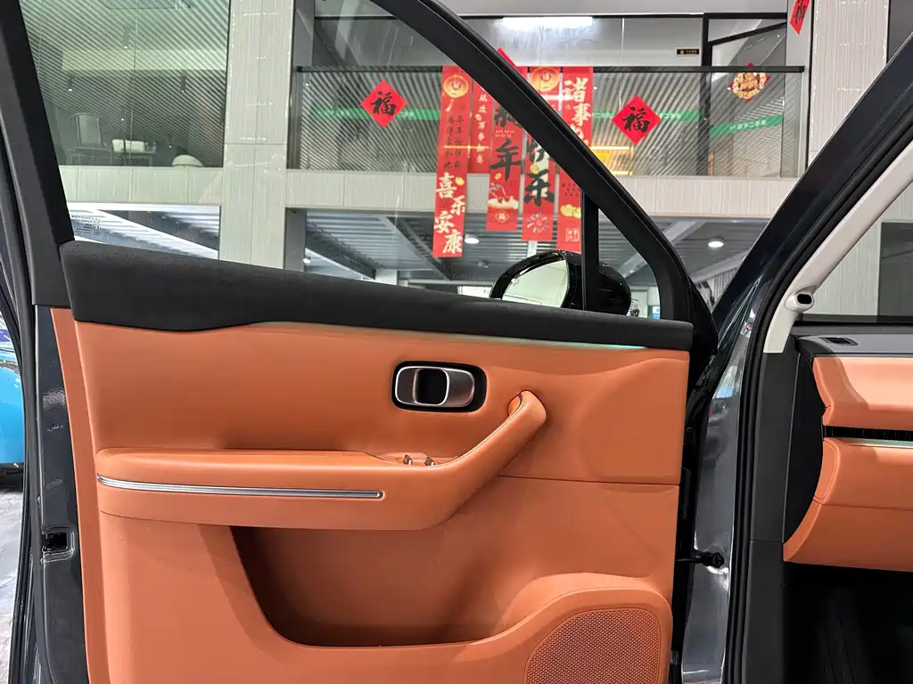 Leapmotor Leapmotor C16 — миниатюра 5