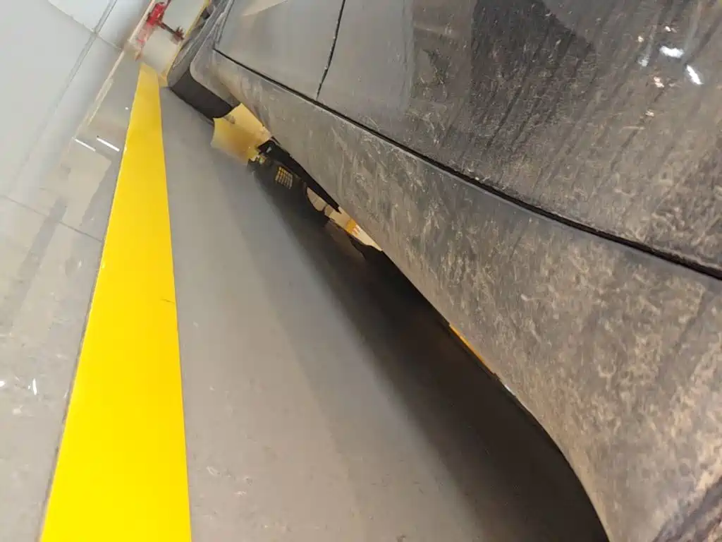 Tesla Model Y — миниатюра 22