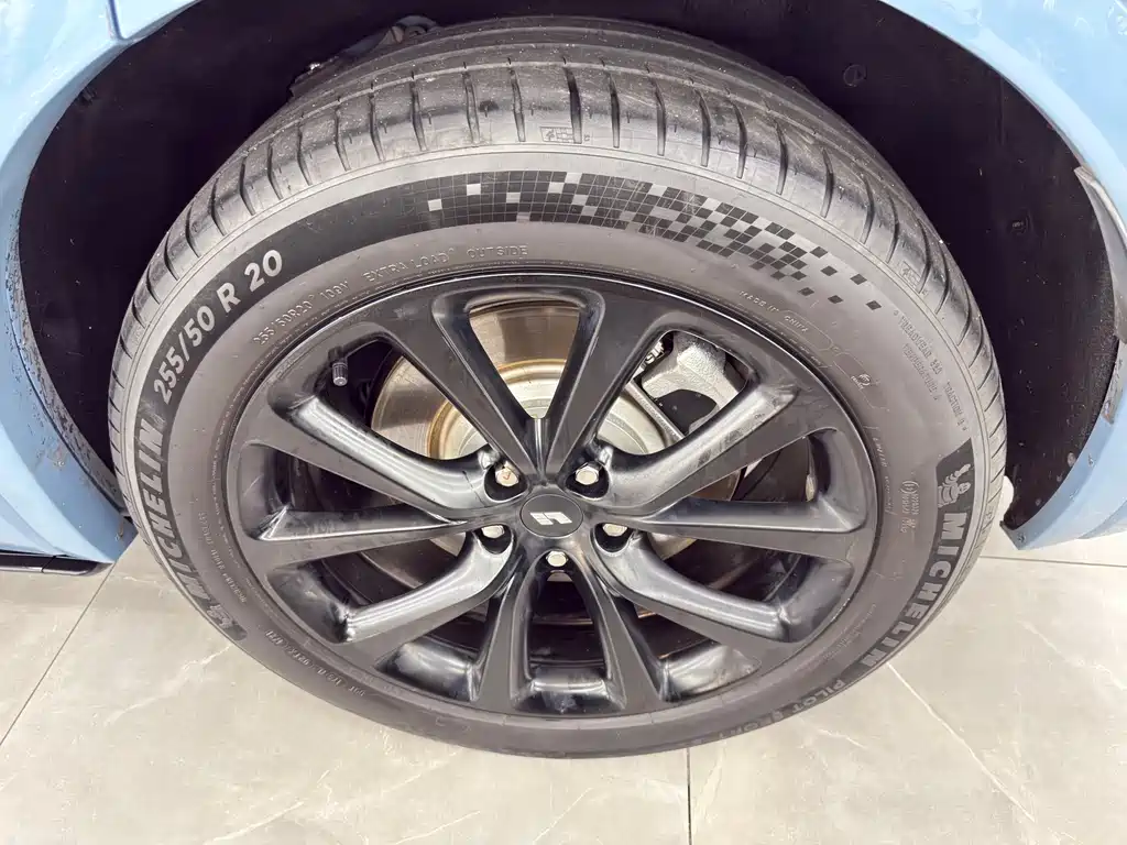 Li Auto Li ONE — миниатюра 15