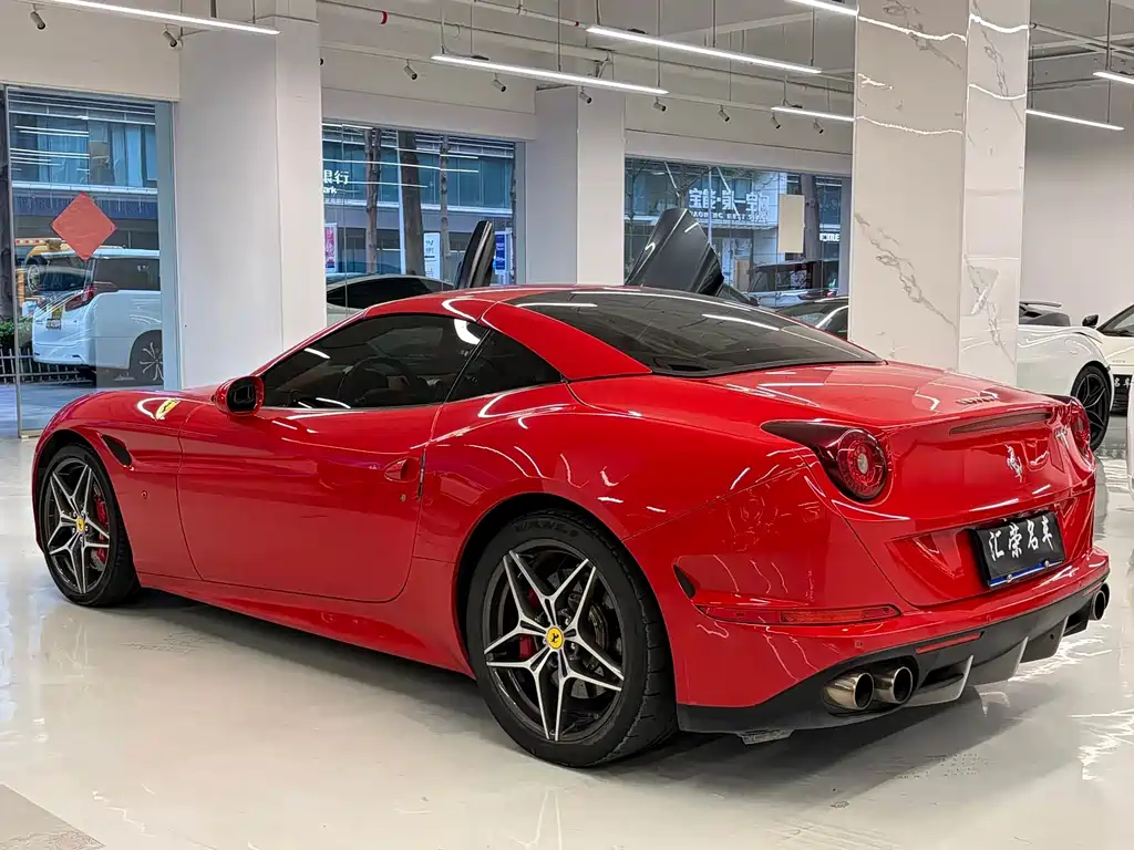 Ferrari California T — миниатюра 7