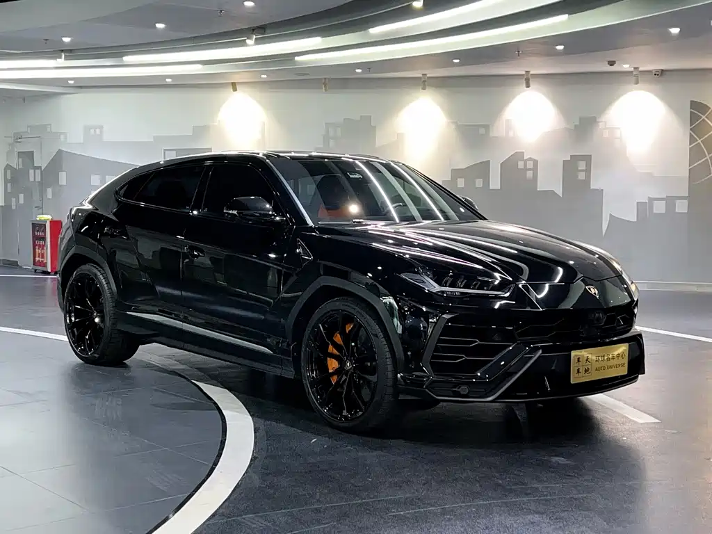 Lamborghini Urus — миниатюра 3