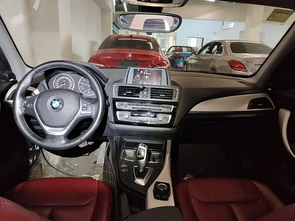 BMW 1 Series (Import) — миниатюра 10