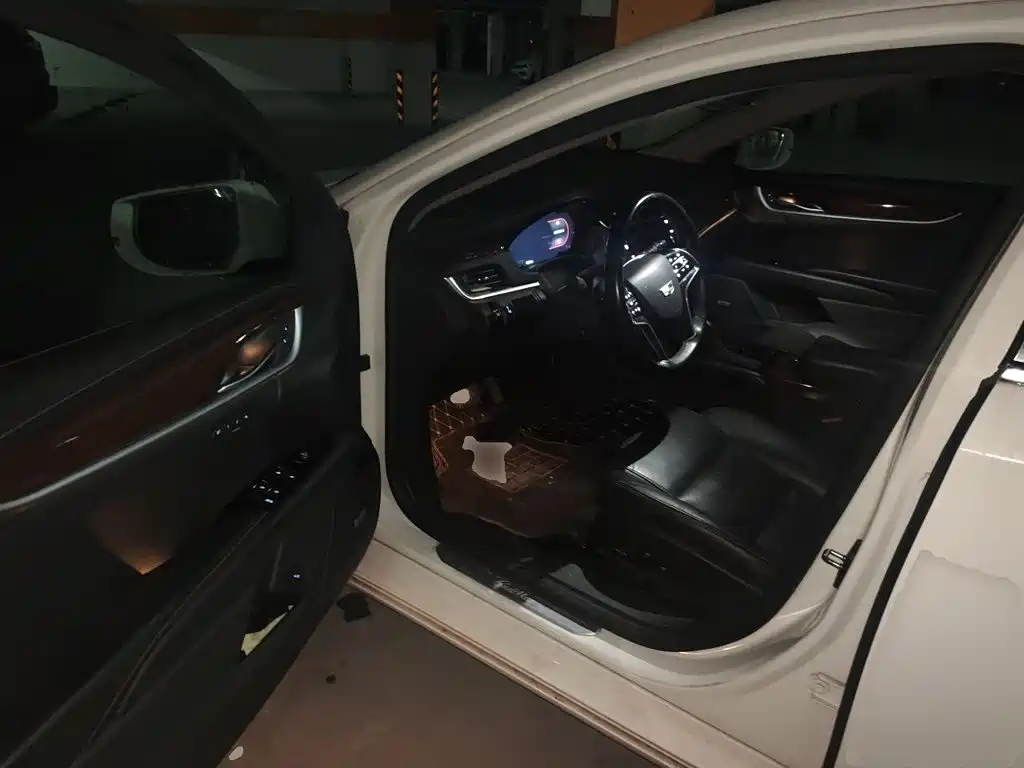 Cadillac XTS — миниатюра 13