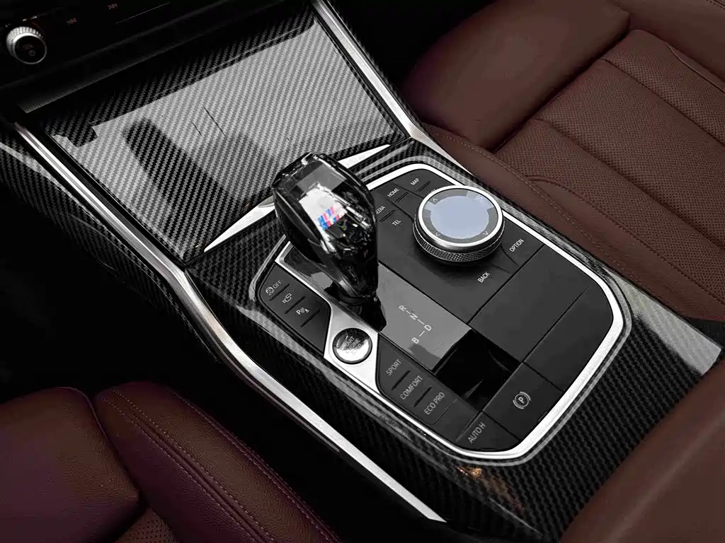 BMW i4 — миниатюра 12
