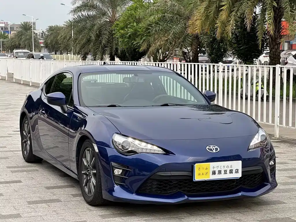 Toyota 86 — миниатюра 3