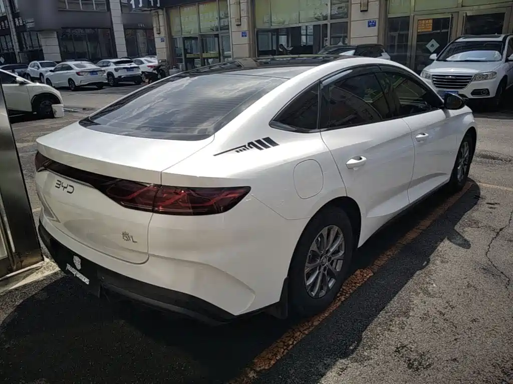BYD Qin L — миниатюра 7