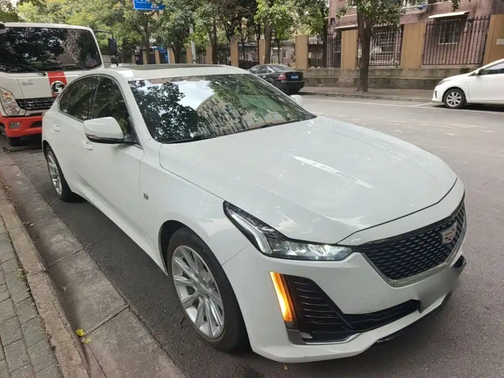 Cadillac CT5 — миниатюра 4