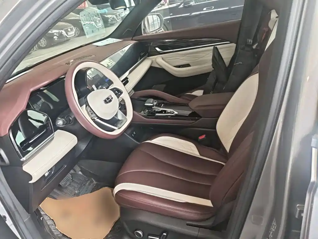 Geely Xingyue L — миниатюра 15