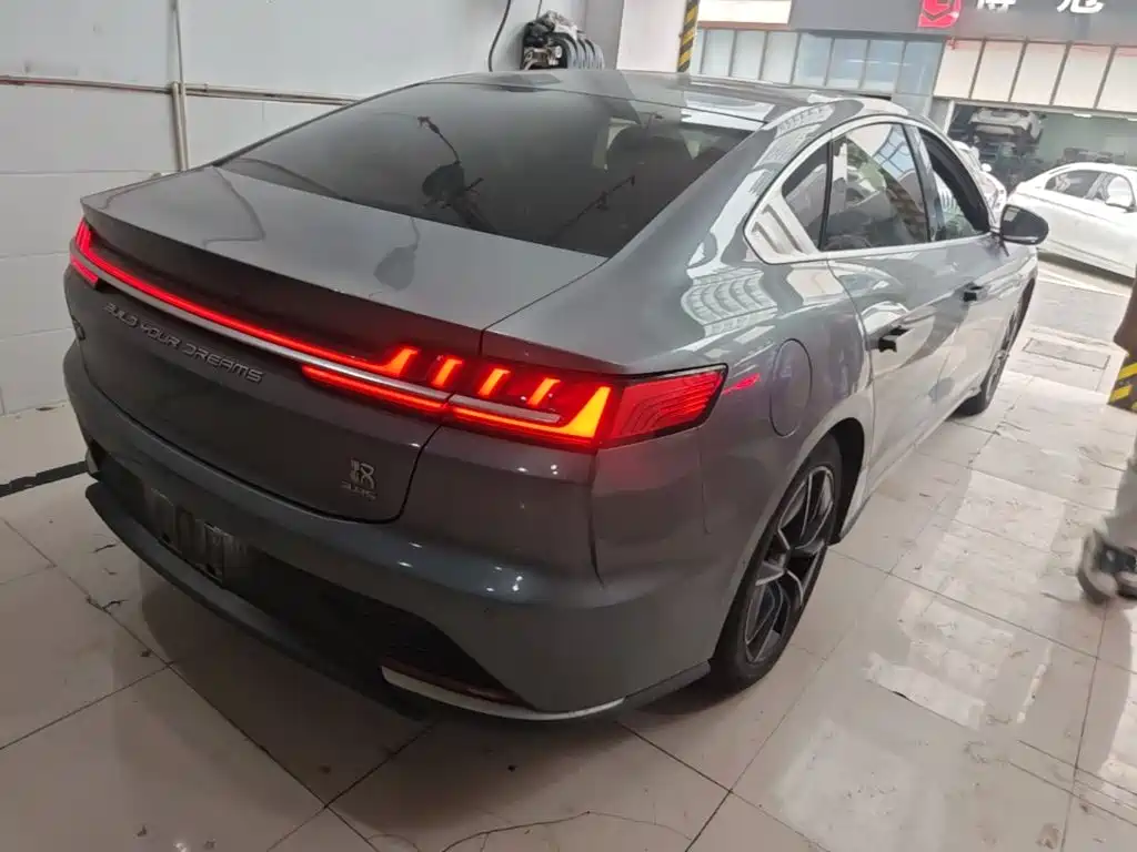 BYD Han — миниатюра 7