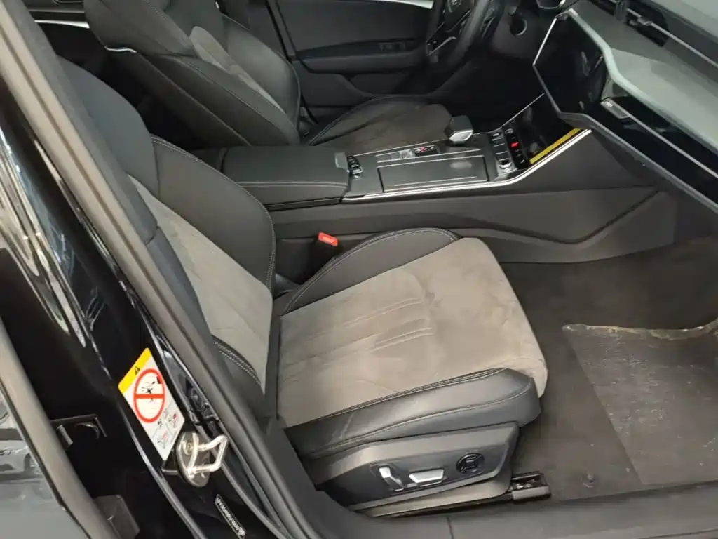 Audi A6L — миниатюра 25