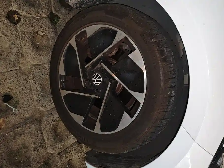 Volkswagen ID.3 — миниатюра 6