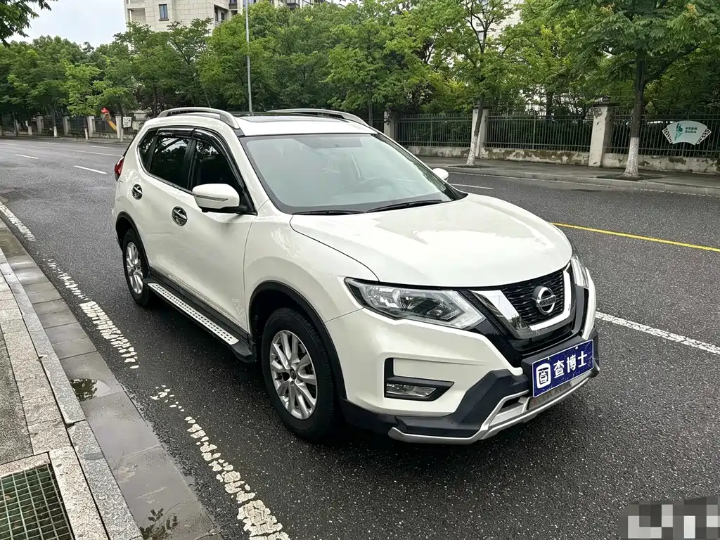 Nissan X-Trail — миниатюра 3
