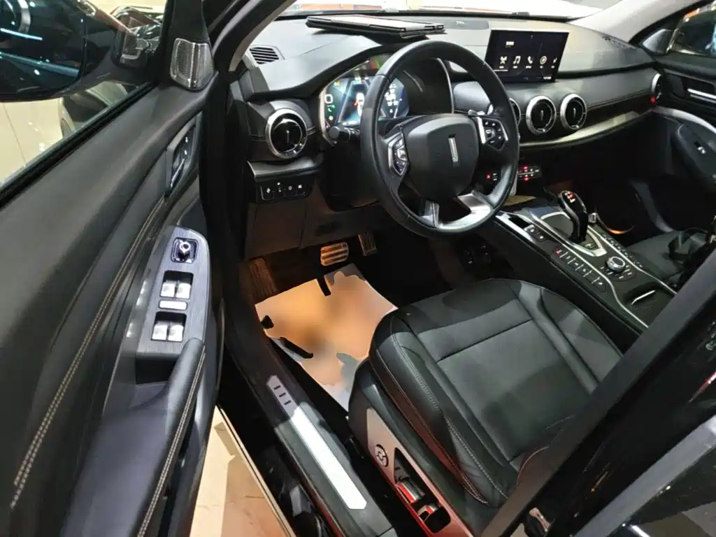 Wey Wey VV6 — миниатюра 16