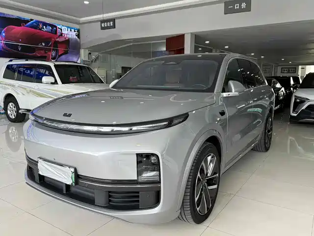 IDEAL CAR IDEAL L8 2023