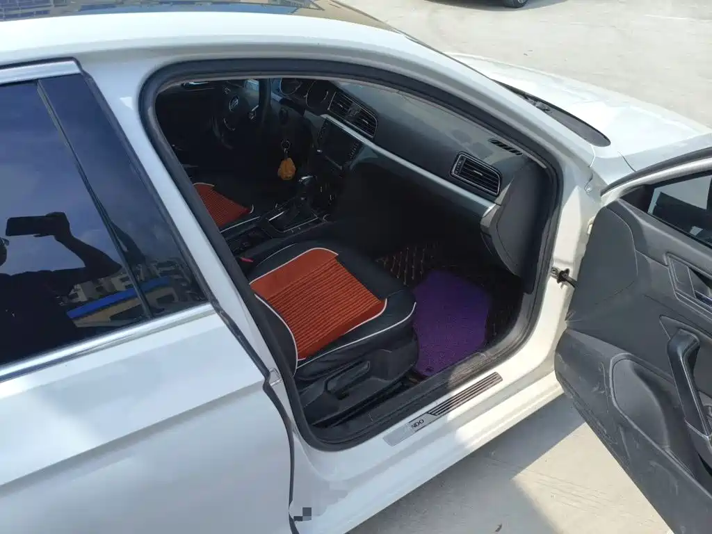 Volkswagen Lamando — миниатюра 18