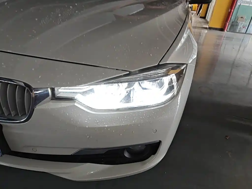 BMW 3 Series — миниатюра 24
