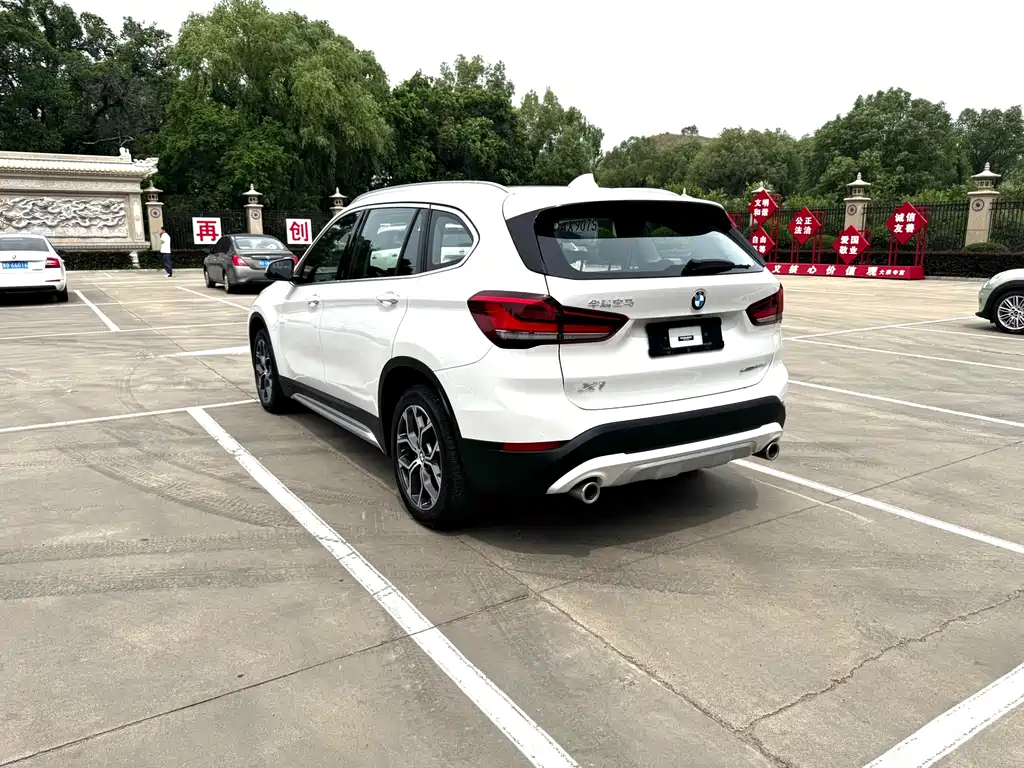 BMW X1 2022 sDrive20Li Premium
