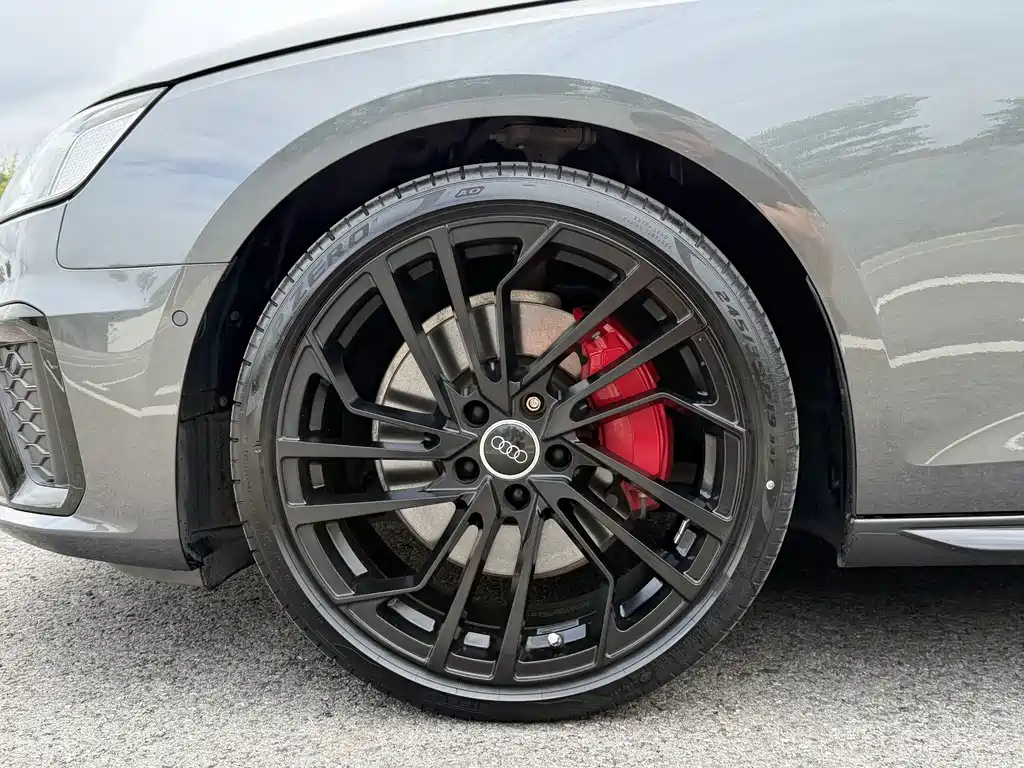 Audi A4L — миниатюра 16