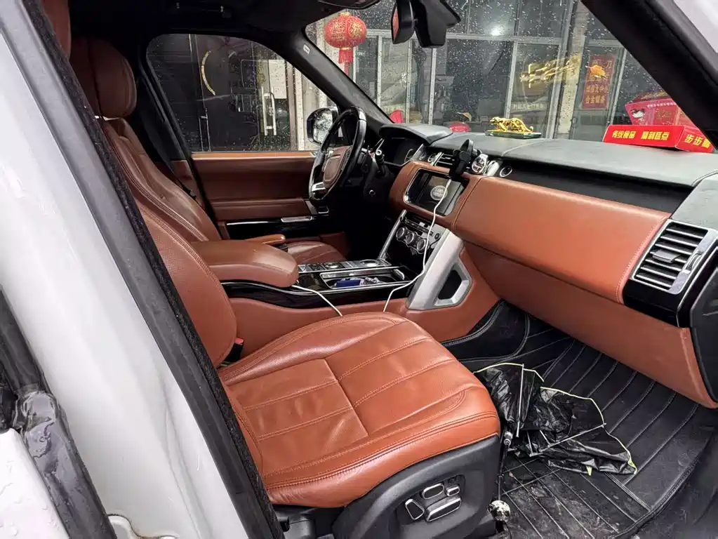 Land Rover Range Rover — миниатюра 11