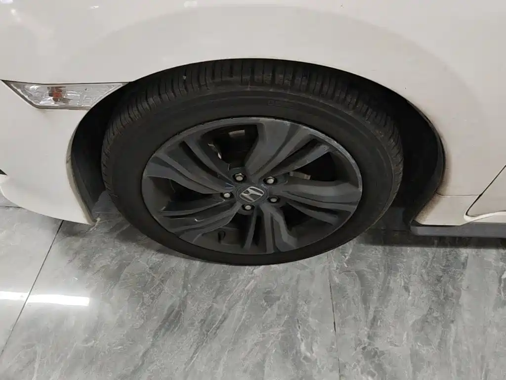 Honda Civic — миниатюра 23
