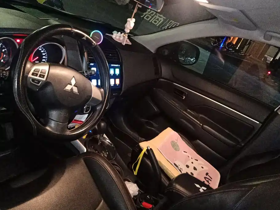 Mitsubishi ASX — миниатюра 12