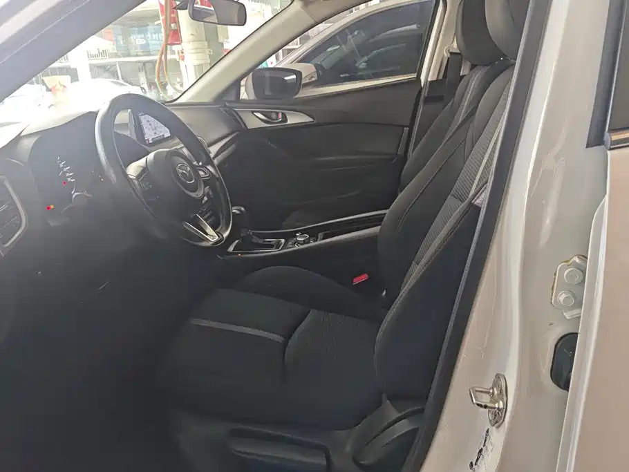 Mazda 3 Axela — миниатюра 9
