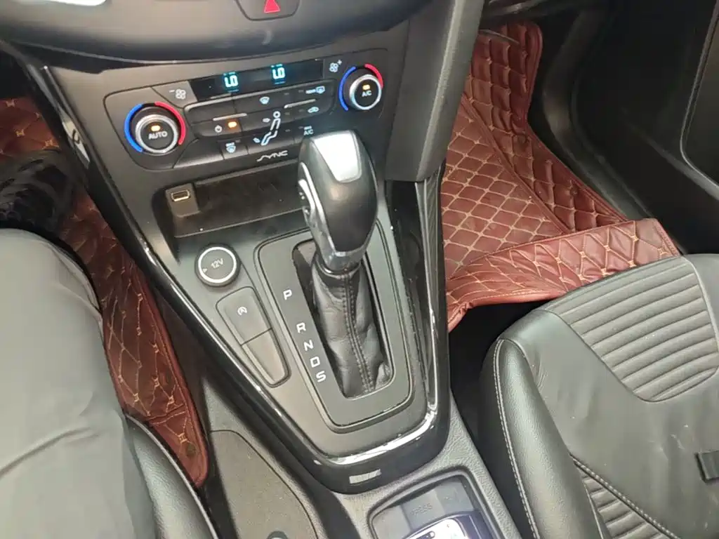 Ford Focus — миниатюра 14