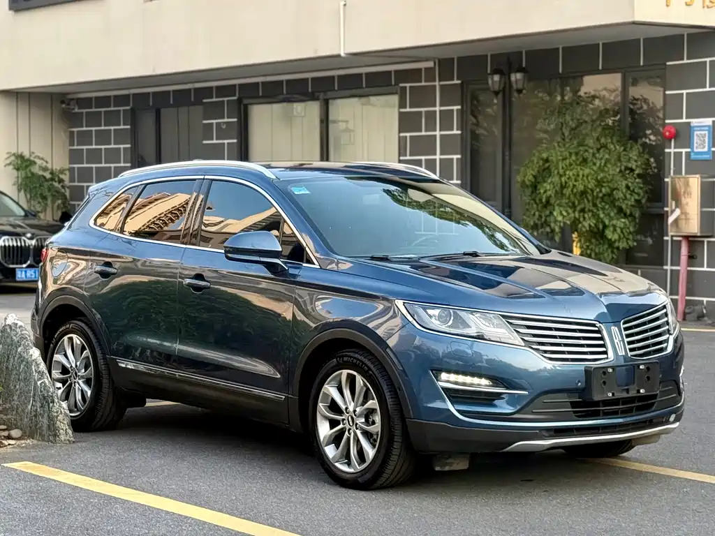 Lincoln MKC — миниатюра 3