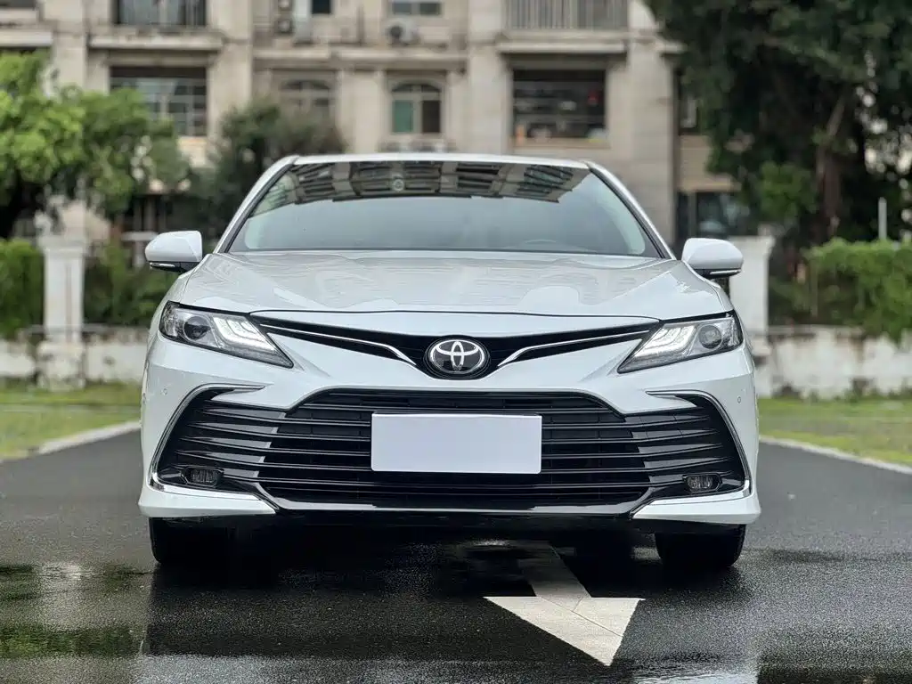Toyota Camry 2021 2.0G Luxury