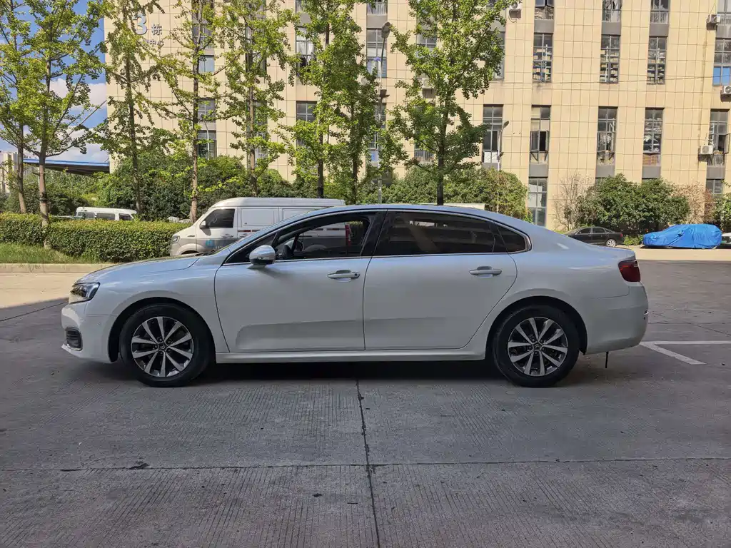 Citroen C6 — миниатюра 4