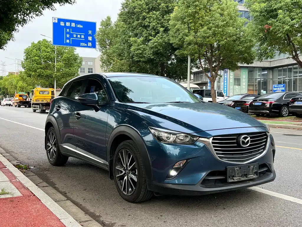 MAZDA CX 3