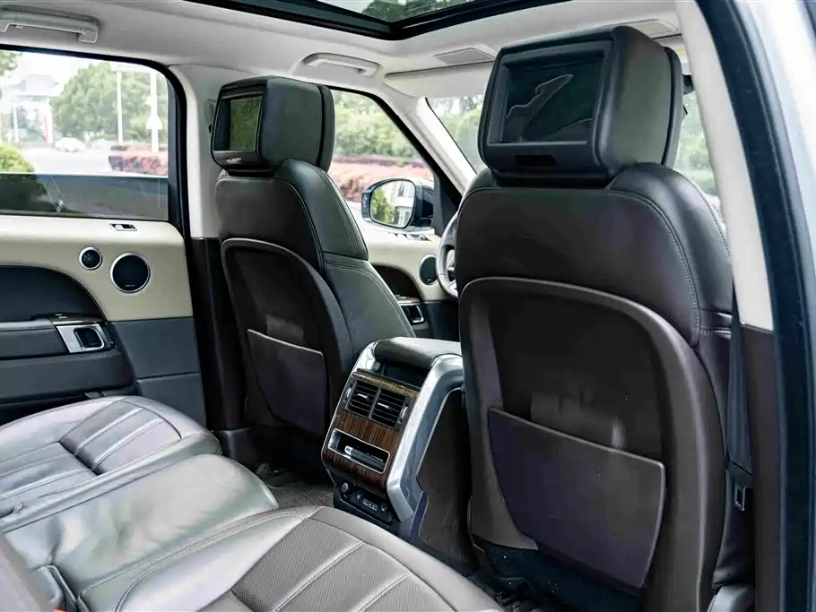 Land Rover Range Rover Sport PHEV P400e, фото 21