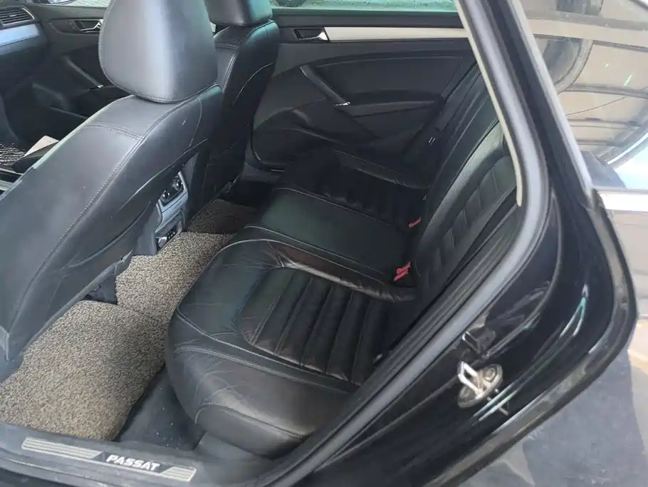 Volkswagen Passat — миниатюра 10