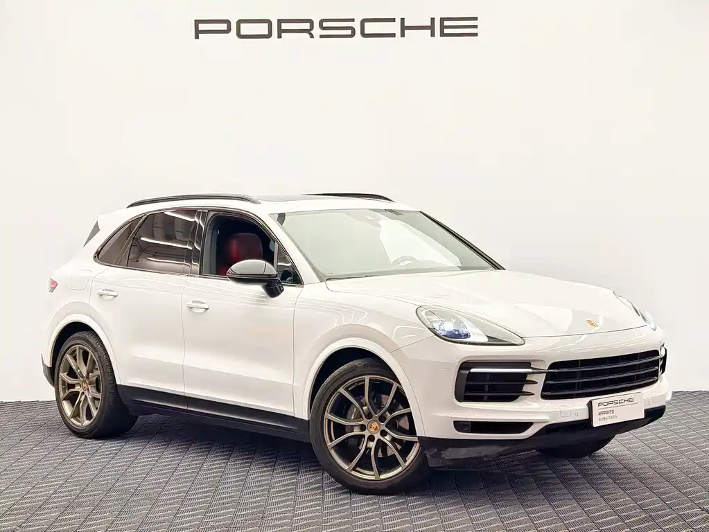 Porsche Cayenne 2022