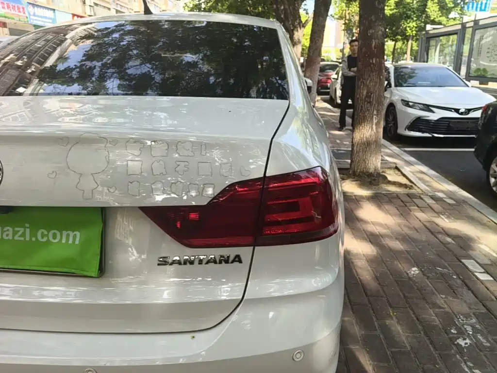 Volkswagen Santana — миниатюра 8