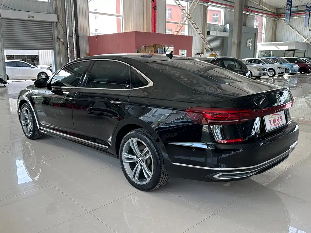 Volkswagen Passat — миниатюра 7