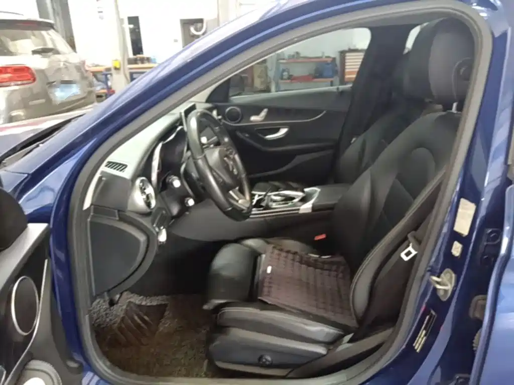 Mercedes-Benz C-Class (Import) — миниатюра 15